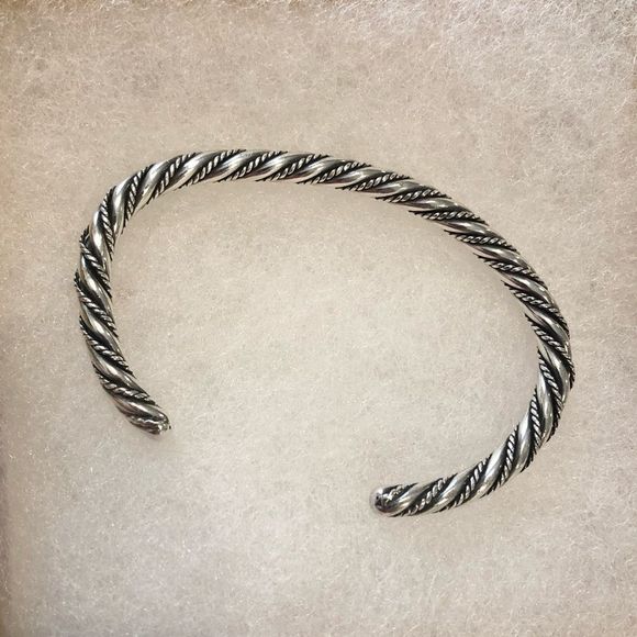 VINTAGE Sterling Silver Twisted Cuff Bangle Bracelet - Picture 4 of 8